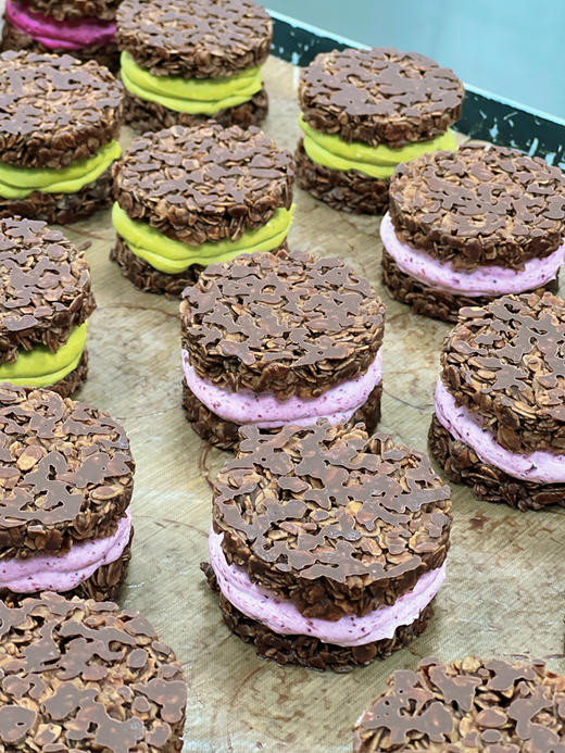 冷萃酸奶脆墩墩（桑葚） 商品图0