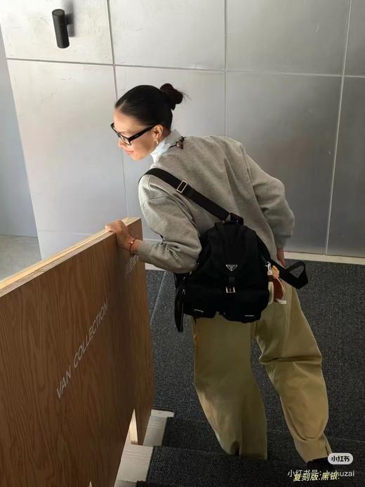 F031625春季新款尼龙大容量轻度防水超耐磨舒适时髦双肩包 商品图9