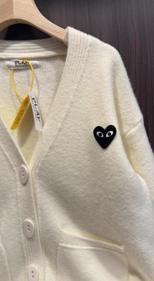 F031686慵懒随性毛衣米白色V领宽松落肩针织开衫 商品图2