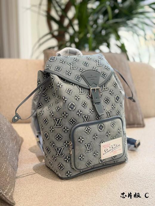 F0316114复古感满满水洗牛仔布+Monogram压花牛仔双肩包 商品图2