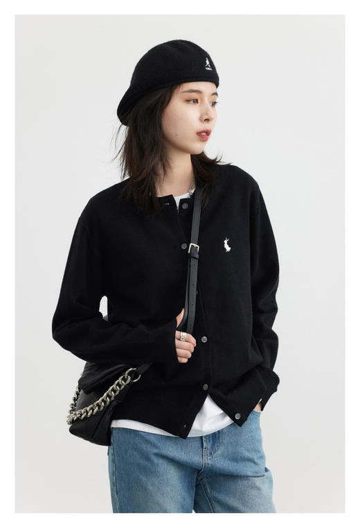 【春款刺绣纯色小开衫】宽松版型各种身材都可驾驭  日常单穿或者叠穿都推荐 精致的刺绣设计，软糯的线纱 商品图7