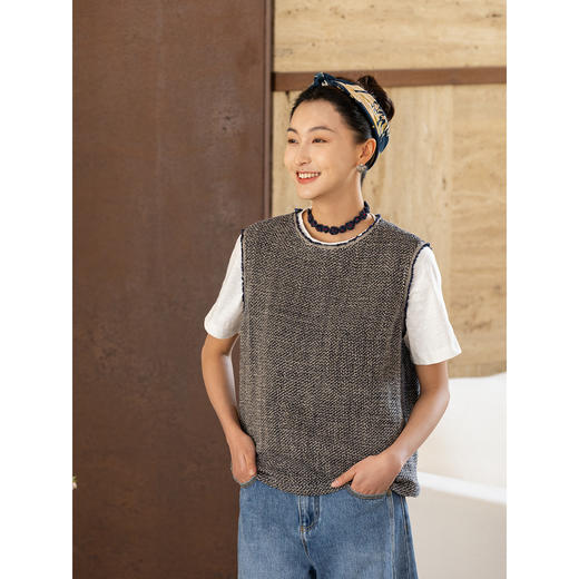 牧衣游原创 精细亚麻马夹女新款质朴肌理文艺圆领套头上衣 欣语 商品图3