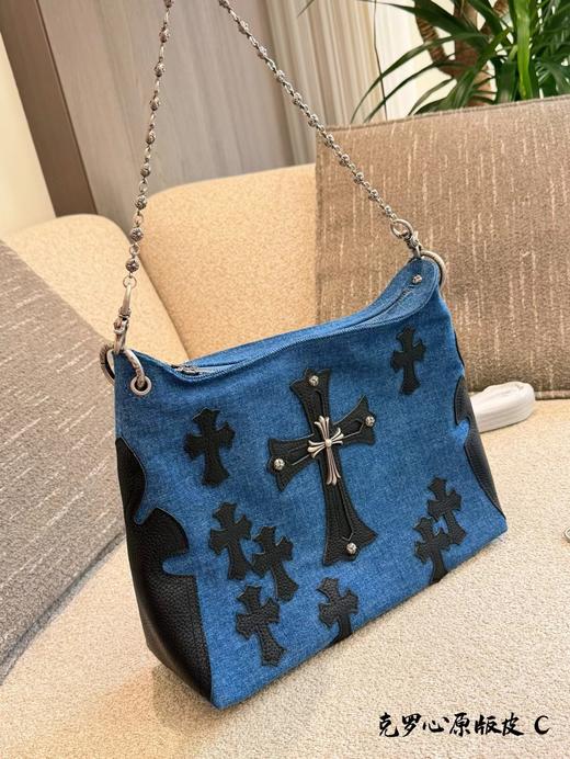 F0316115哥特风黑色牛皮+十字架金属装饰大容量单肩包 商品图1