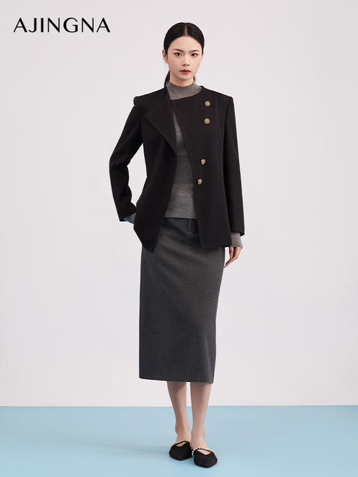 【商场同款】阿菁娜春季新款设计感斜襟上衣金属纽扣斜排点缀圆领利落肌理挺括A31C107023 商品图2