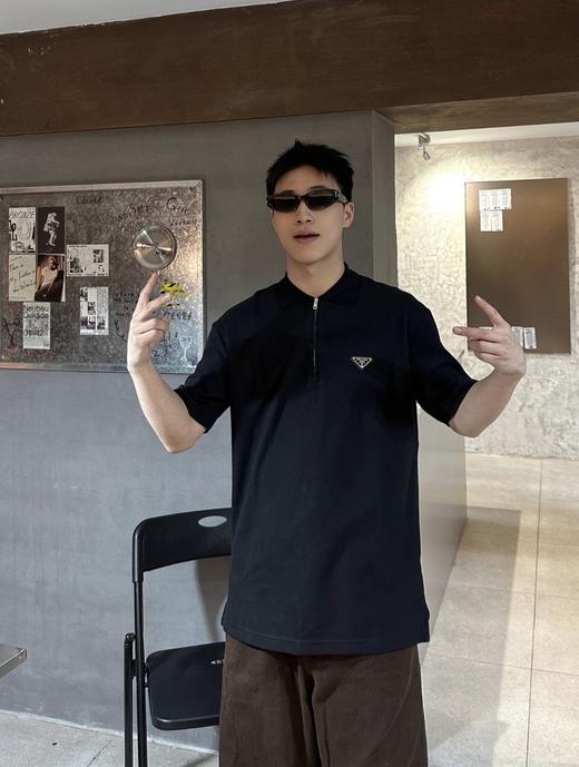 普拉达 半拉链三角标polo衫 黑色 男女同款（DY） 商品图5