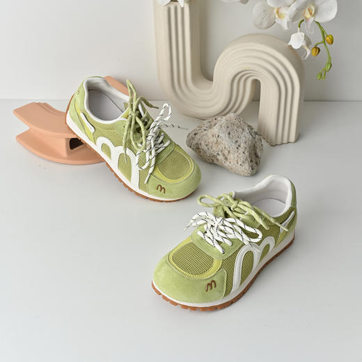 经典鲨2026年夏专柜新品多巴胺猪皮革薄款透气休闲德训鞋女KW160-629081 商品图6