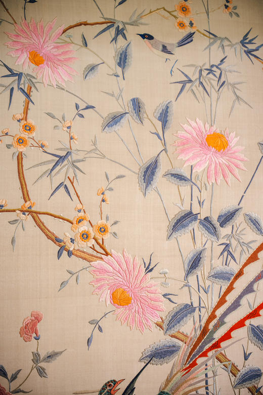 独角鹿西洋古董20世纪初中国出品传统花鸟主题「锦上添花」粤绣丝绸挂屏 商品图6