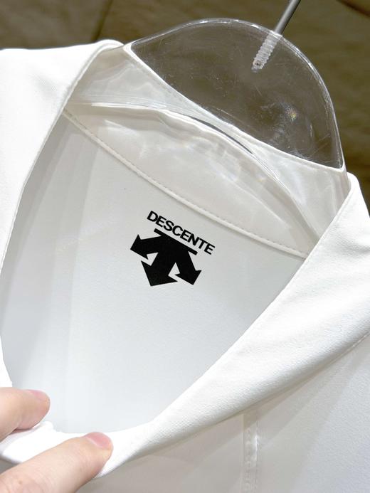 点此购买 DESCENTE迪桑特高尔夫女士长袖POLO衫 YH342374 商品图6