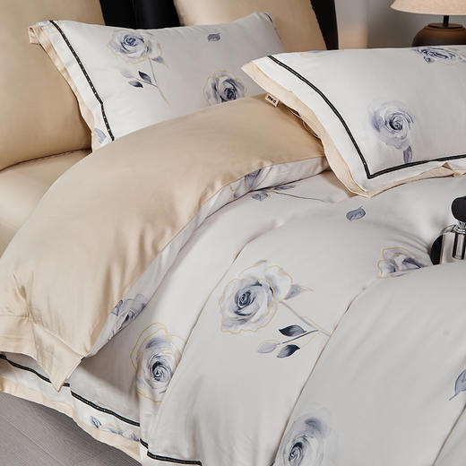 多喜爱 60S贡缎长绒棉四件套 柏寇/奥瑞莉{DO女士系列}【刺绣&宽边&织带工艺】【双股织造】【礼盒装】现代轻奢 都市优雅细腻顺滑 柔软亲肤 清爽透气 耐洗耐磨 商品图7