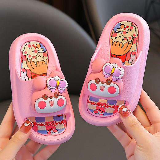 踩屎感儿童拖鞋夏季男童女孩浴室洗澡防滑家居亲子网红凉拖 商品图1