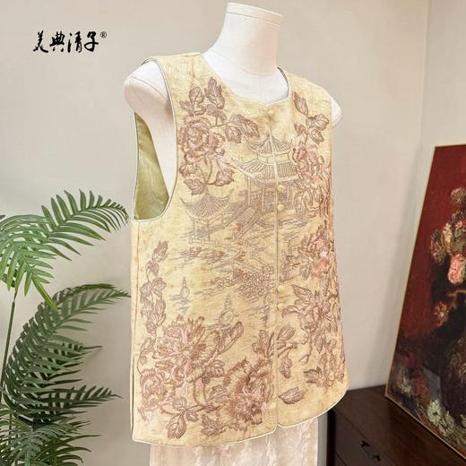 新中式重工刺绣圆领单排扣马甲 商品图4