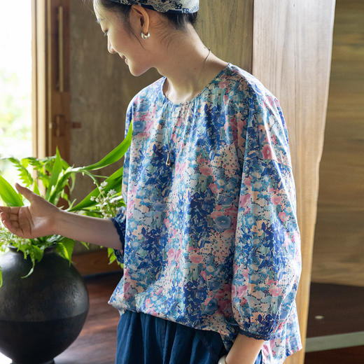 牧衣游原创 80支印花纯棉小衫新款柔软舒适圆领碎花文艺上衣 叹禾 商品图0