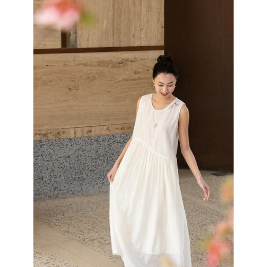 牧衣游原创 手工刺绣丝棉连衣裙 限量福利款 橘子海不支持会员折 商品图1