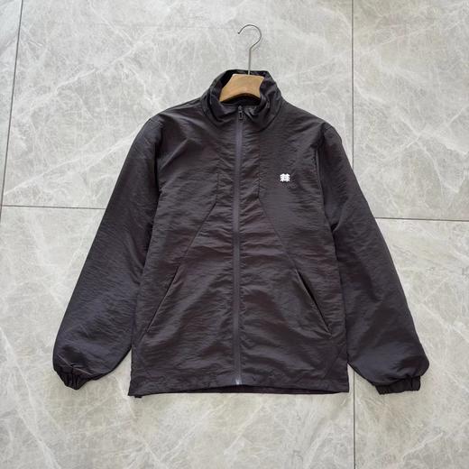 F031689机能户外防水大口袋连帽子冲锋衣外套男女款同款情侣款 商品图4