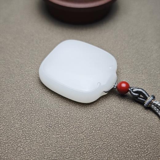 新疆和田玉且末料羊脂玉精品平安牌 312-5 商品图4