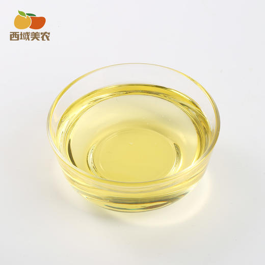 西域美农 新疆正宗红花籽油  高亚油酸    低温压榨一级食用油  500ml/瓶装 商品图6