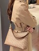 三色流浪包  蔻驰！！毒家，菏泽老牌工厂 COACH Laurel 31 大容量流浪包 商品缩略图1