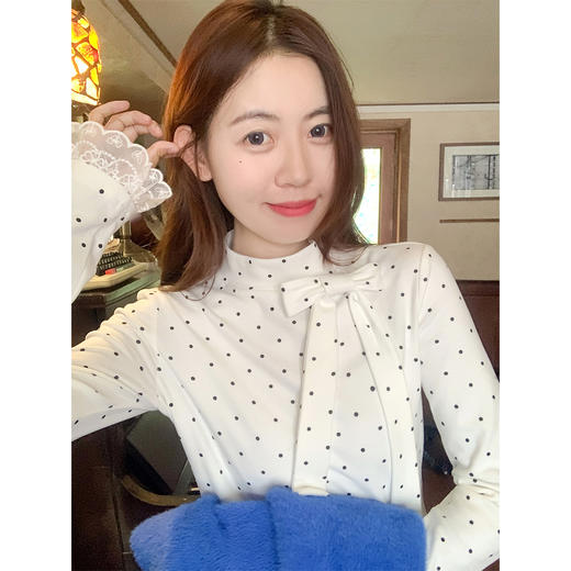 <曾小咸推荐>3.18现货秒杀 ！微信超特价！半高领波点蝴蝶结T恤 日常119.99 立减60 秒杀59.99！！毛衣开衫  秒杀89.99！！ 商品图3