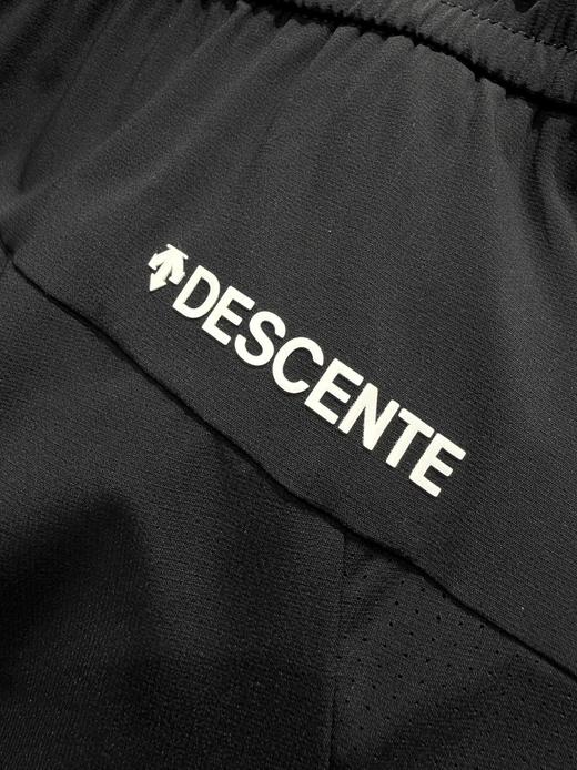 点此购买 DESCENTE迪桑特高尔夫女士长袖POLO衫 YH342374 商品图9