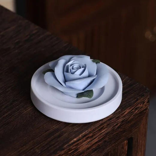 双非遗手捏玫瑰瓷花线香盘香礼盒，一套内含：非遗手捏瓷花+仙鹤莲花香炉+鹅梨帐中香+中国4大名香之一的龙涎香+礼盒、手提礼袋【G】 商品图3