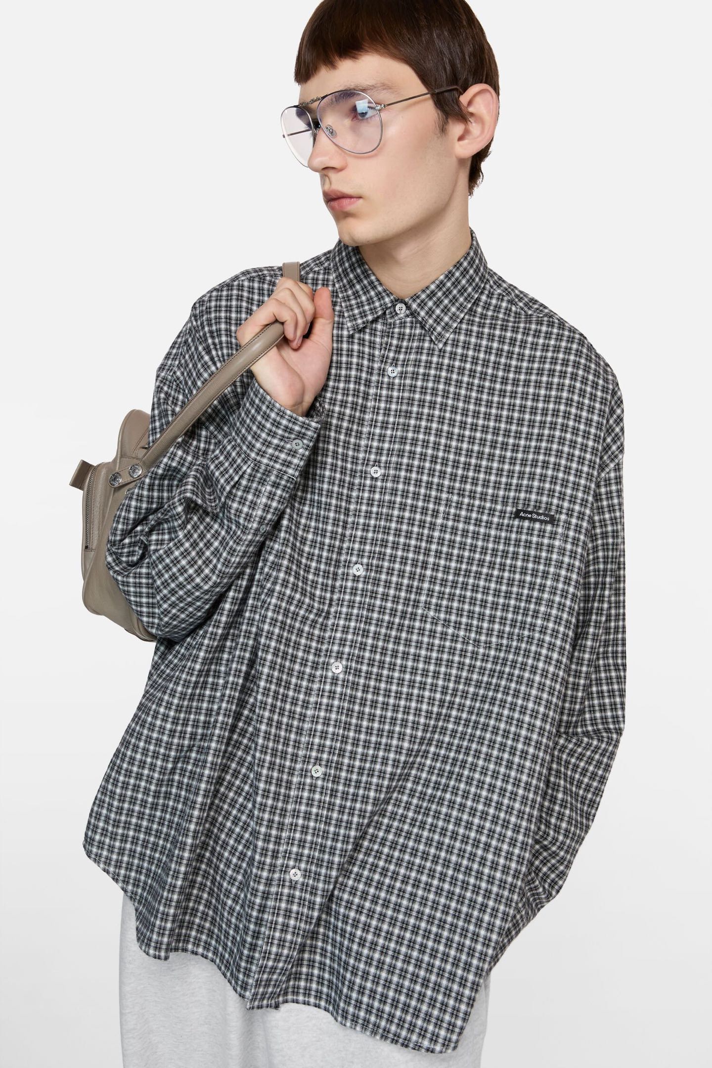 Ac26SS口袋徽标格纹长袖衬衫
