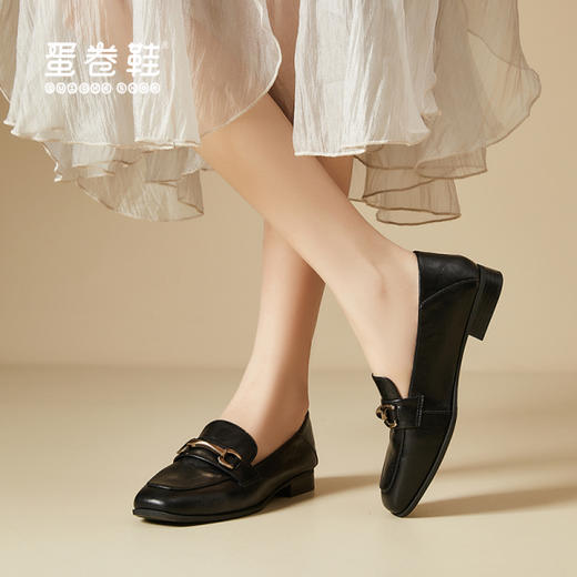 【舒适鞋服丨女款蝴蝶结蛋卷平底鞋】35-40码可选，采用新型回弹力、柔软舒适不易顶脚，鞋面采用超细纤维材质，透气又环保，复古拼色设计，时尚百搭，日常逛街、旅游、 开车、跳舞、上班都能穿 商品图9