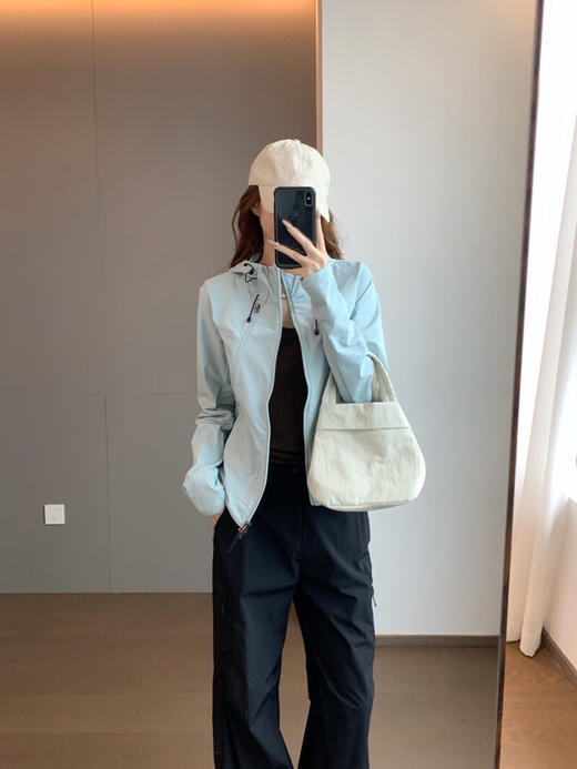 YAW55159机能连帽外套 商品图7