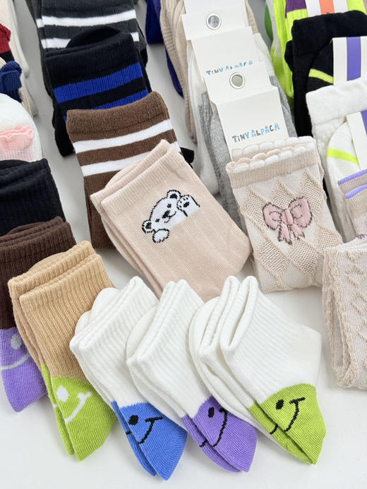 【柠檬舒品童袜盲盒】羊毛团❗开学必备❗29.9💰到手15双❗精梳棉袜❗多买几组，承包小朋友一整年的袜子！ 商品图1