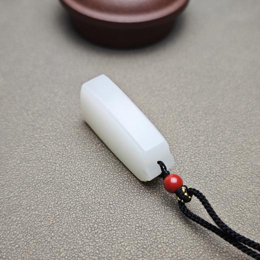 新疆和田玉且末料羊脂玉厚实雅致小平安牌 312-19 商品图5