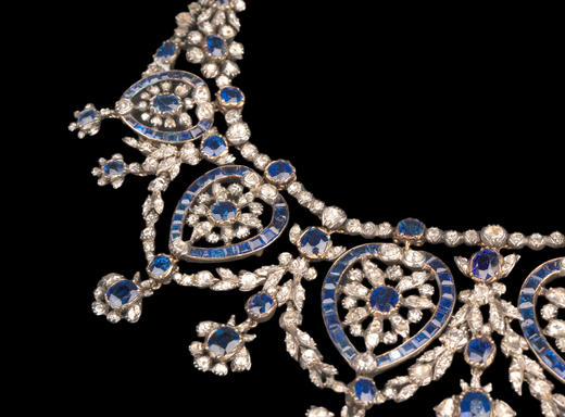 独角鹿西洋古董20世纪美好时代时期法国出品18K黄金与银镶嵌蓝宝石及钻石花环式项链 商品图4