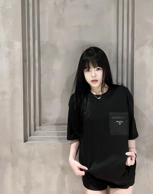 普拉达 尼龙口袋徽标短袖T恤 黑色 男女同款（DY） 商品图2