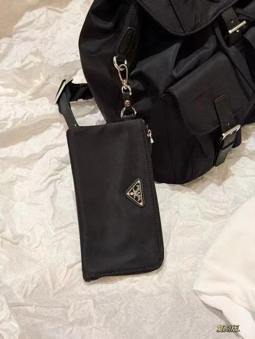 F031625春季新款尼龙大容量轻度防水超耐磨舒适时髦双肩包 商品图8