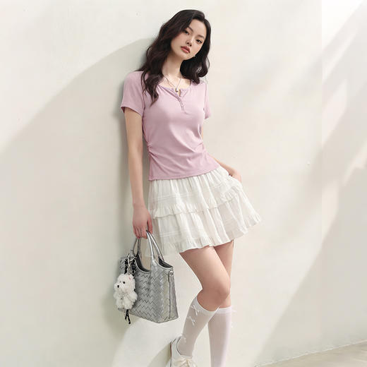 西遇纯欲风通勤百搭薄V领2026春季新款修身显瘦打底舒适短袖T恤V0760129 商品图4