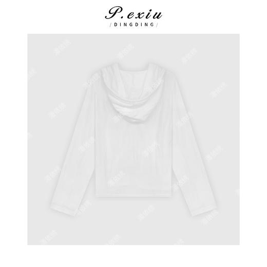 03-3潘依绣丁丁宠粉百搭半排扣褶皱连帽上衣 Q56041 商品图1