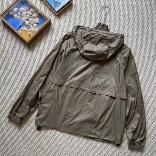F031652男士卡其纯色连帽轻便户外夹克春秋薄外套风衣防晒服 商品图8