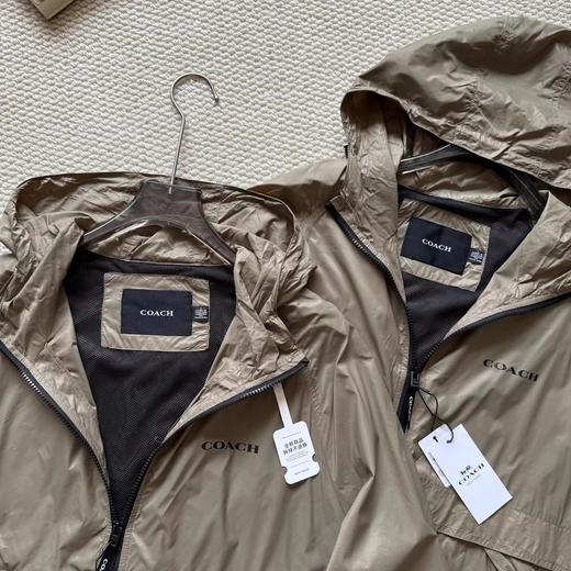 F031652男士卡其纯色连帽轻便户外夹克春秋薄外套风衣防晒服 商品图1