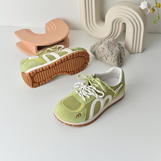 经典鲨2026年夏专柜新品多巴胺猪皮革薄款透气休闲德训鞋女KW160-629081 商品图5