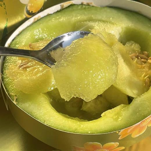 花佃蜜～牛三蜜瓜【2粒 5.5斤】一口下去，软甜绵密，瞬间引爆你的味蕾香汁满口，连靠近果皮处都是甜的牛3蜜瓜 商品图3