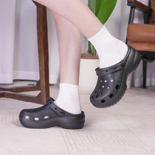 CHCH女式洞洞鞋XCM25 商品图1