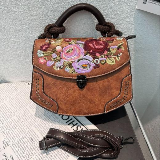 雀说单肩包民族风质感刺绣休闲通勤斜挎包母亲节礼物简约百搭女士包包ALWS6016 商品图2