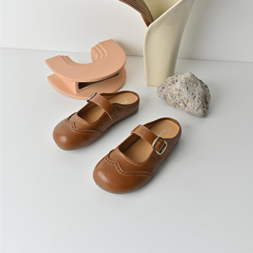 经典鲨2026夏专柜新品复古镂空一脚蹬通勤软底半托鞋单鞋女KW392-629051 商品图2