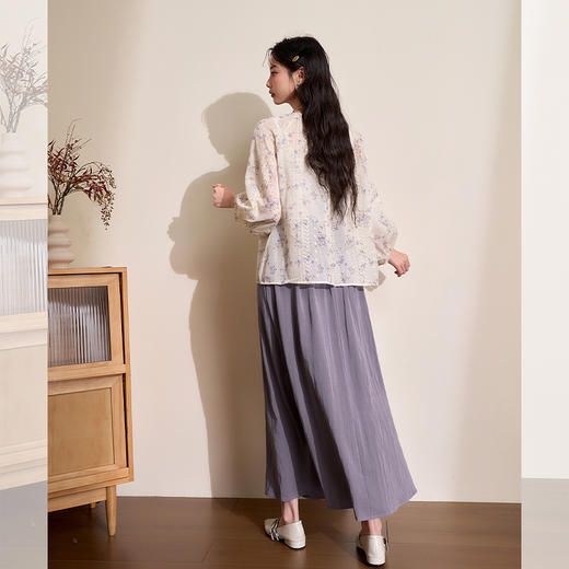 西遇松弛文艺碎花衬衫套装女2026年春季新款薄衬衣配紫色半身裙SS060213/ SS060214 商品图4
