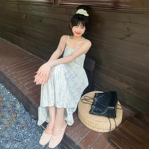 西遇花边拼接连衣裙套装女2026年春季新款碎花吊带裙配百搭开衫SS060219/SS060220 商品图4