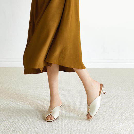 【上新】【静音系列】千百度细高跟鞋鱼嘴拖鞋女2026夏季凉拖鞋A26390121 商品图2