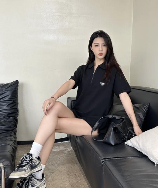 普拉达 半拉链三角标polo衫 黑色 男女同款（DY） 商品图3