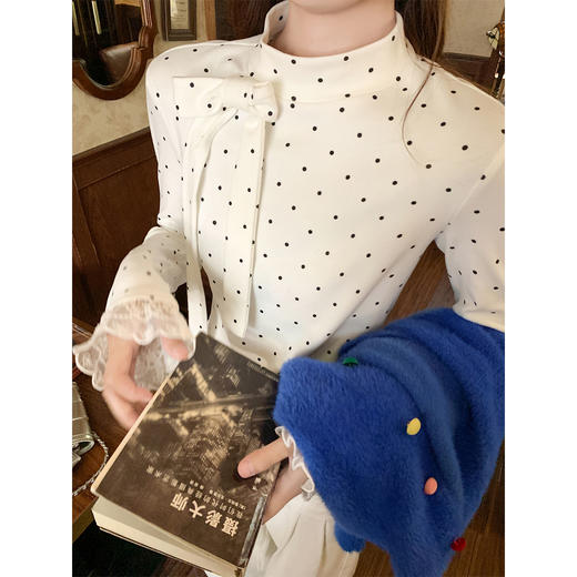 <曾小咸推荐>3.18现货秒杀 ！微信超特价！半高领波点蝴蝶结T恤 日常119.99 立减60 秒杀59.99！！毛衣开衫  秒杀89.99！！ 商品图1