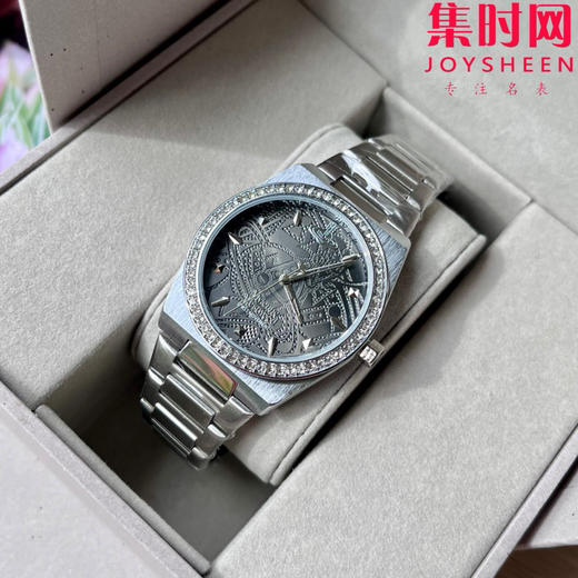 原单薇薇安西太后 女士石英腕表 印花纹路 表径34mm 商品图0