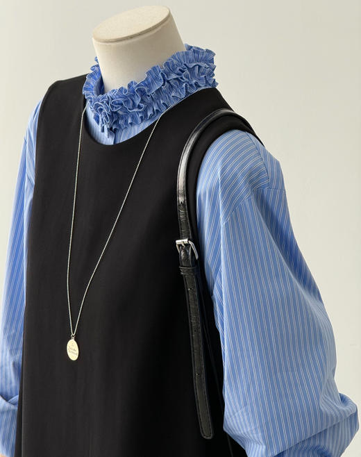 老米优品🎈一眼沦陷的春日温柔感💙《蓝色条纹立领木耳边法式衬衫》小立领很强izhi，65%棉，轻柔有垂感~ 商品图6