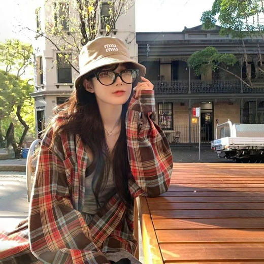 西遇学院风复古中长款格子衬衫女2026年春季新款宽松休闲防晒外套SS060223 商品图0