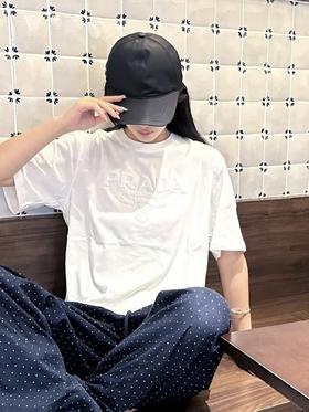 普拉达  25ss毛巾提花logo短袖T恤 白色 男女同款（DY）